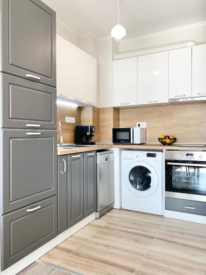 Private Apartment For 4 Guests And Parking Plovdiv Exterior photo