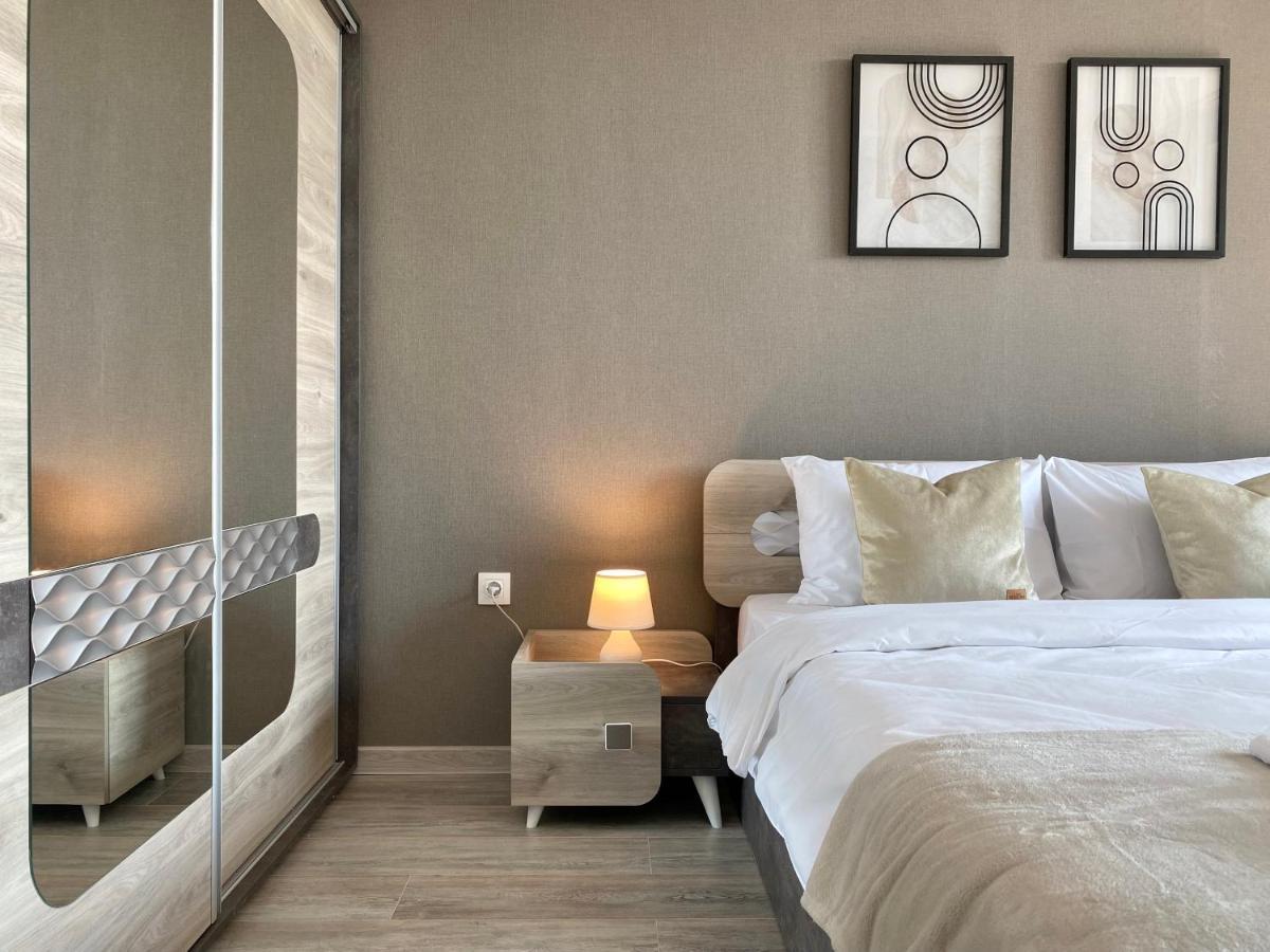 Private Apartment For 4 Guests And Parking Plovdiv Exterior photo